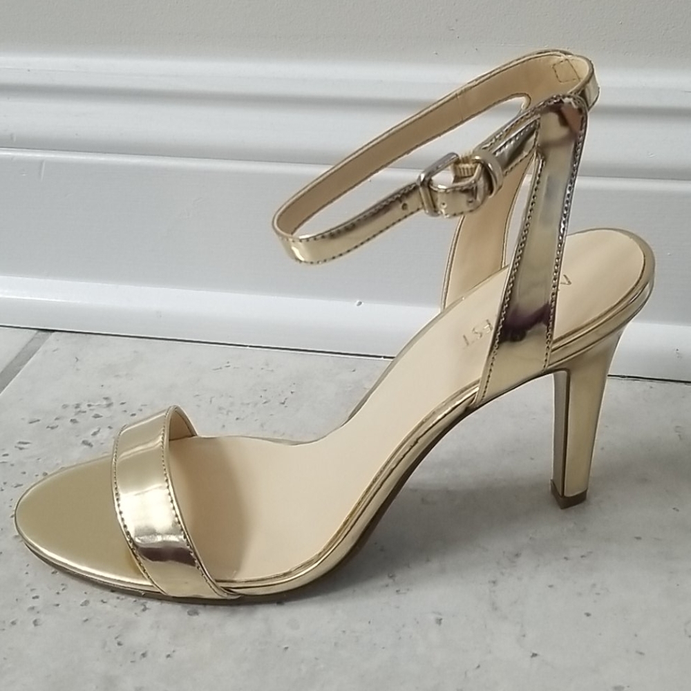 Nine West Anistono Gold Ankle Strap Sandal